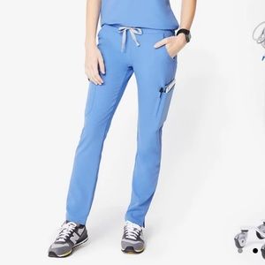 Figs Yola scrub pants in ceil blue